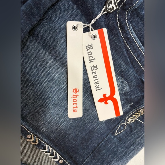 Rock Revival Erin denim jeans shorts size 31 with 3.5” inseam NWT - Picture 4 of 7